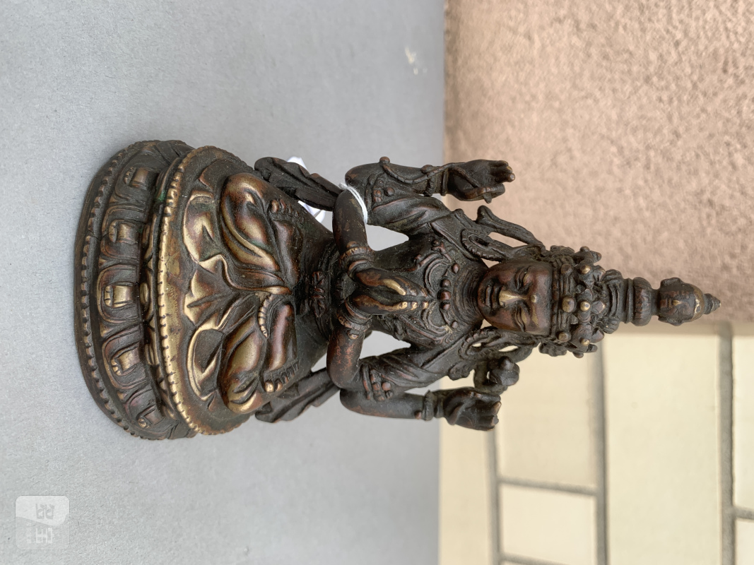 A BRONZE FIGURE OF SADAKSHARILOKESHVARA - 图6